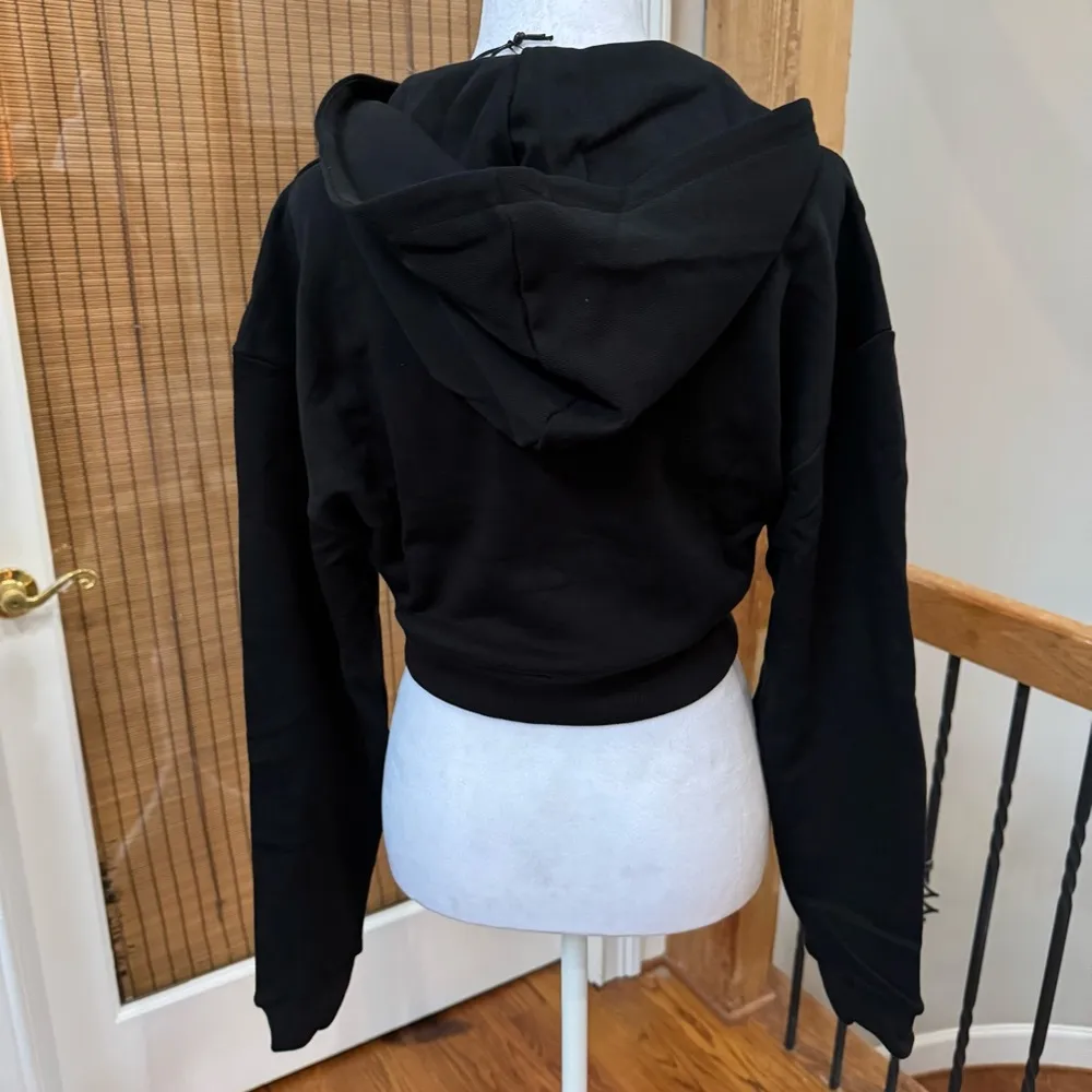 WeWoreWhat Black half zip Hoodie cropped fleece athleisure S NWT - Image 4
