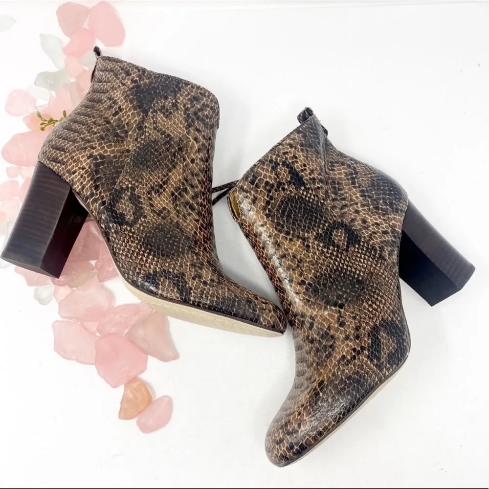 Lucca Lane Avra Snakeskin Booties Sz 9.5 - Image 3