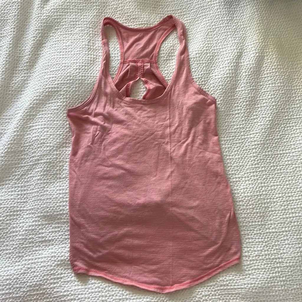 CUTE VINTAGE LULULEMON TANK - Image 2