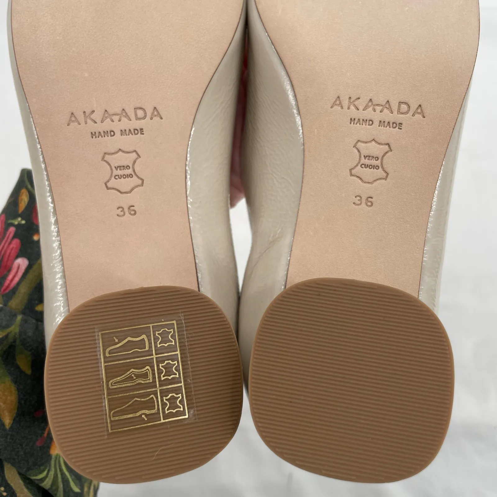 Akaada Nyoko Light Beige Soft Naplak Pumps Neutral Cream Square Toe Heel Size 36 - Image 12