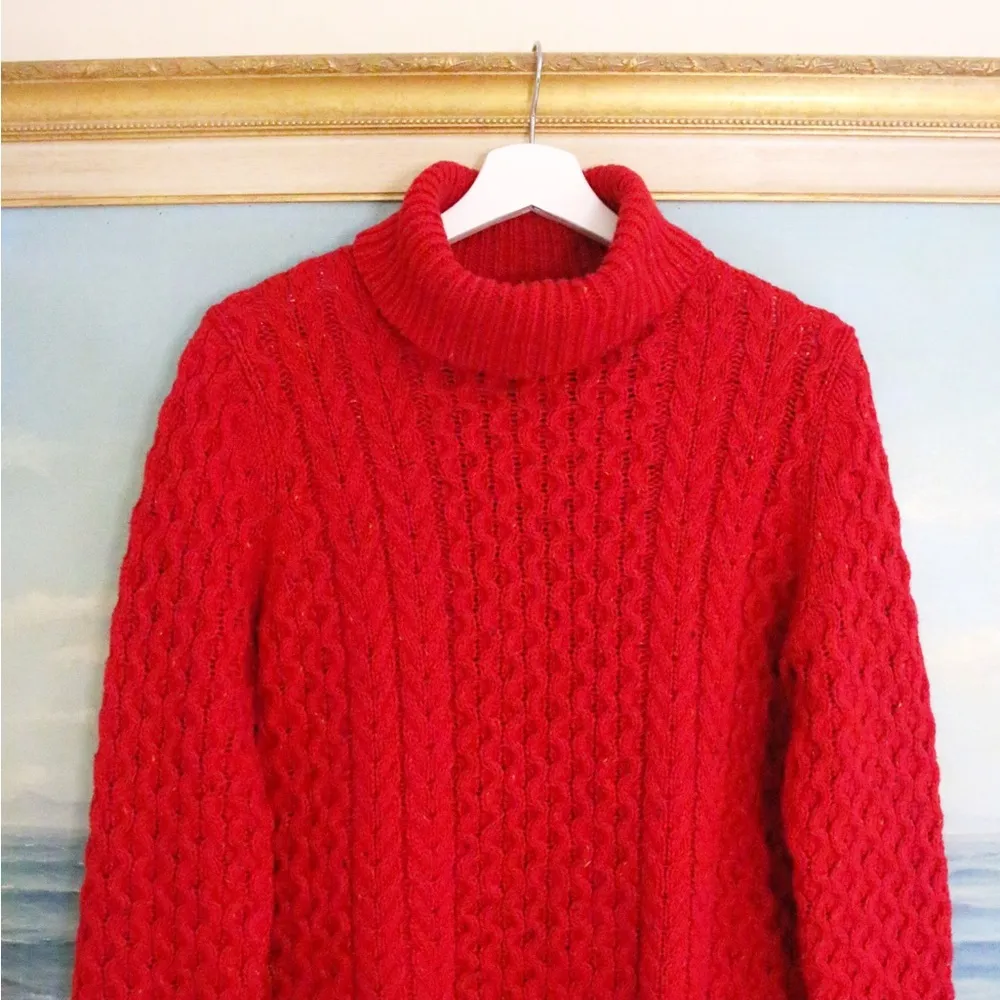 Lands end cable knit sweater, size small - Image 4