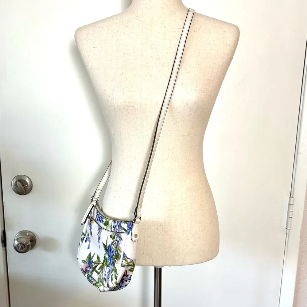 Dana Buchman Floral Crossbody Handbag - Image 6