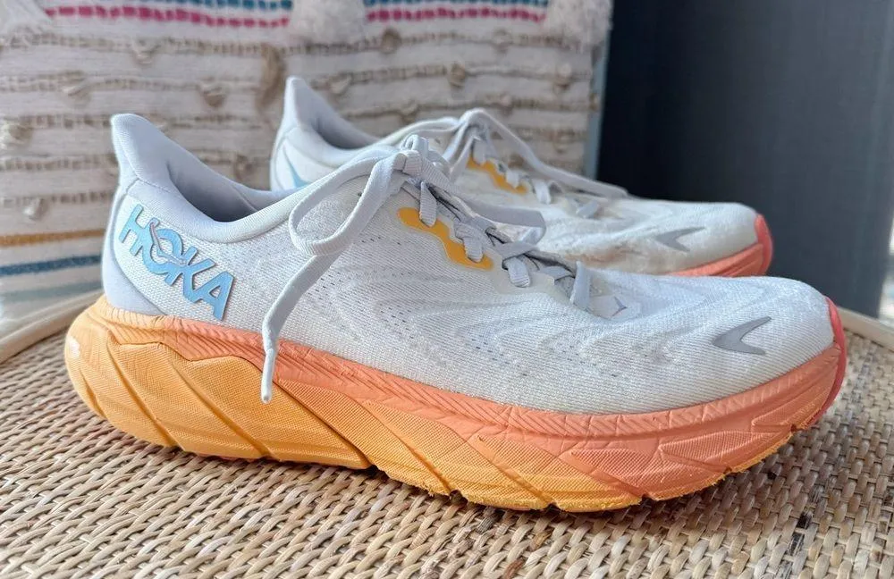 Hoka One One Arahi 6 Nimbus Cloud Blanc De Blanc Road-Running Sneakers Women’s 7 - Image 2