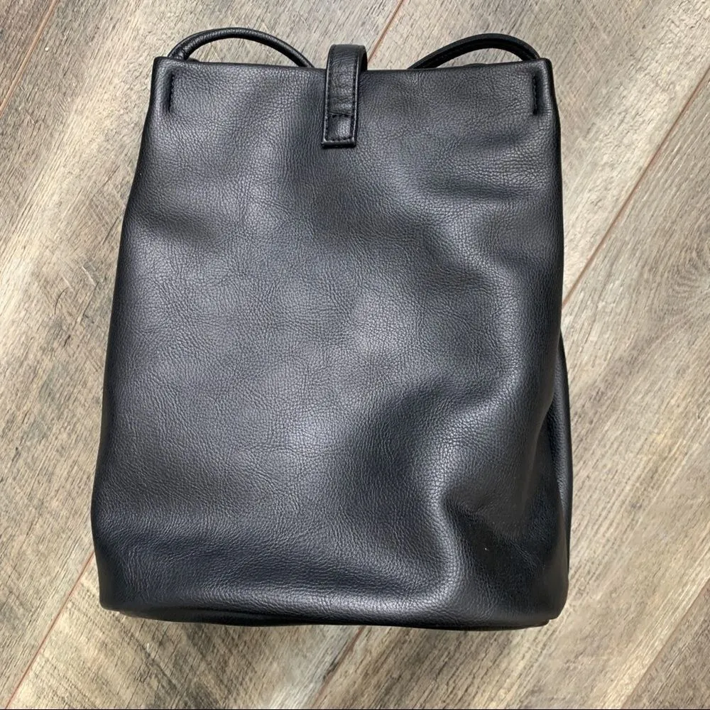 Lucky Brand Black Vegan Leather Tassel Tote Double Handle Bucket Bag - Image 8