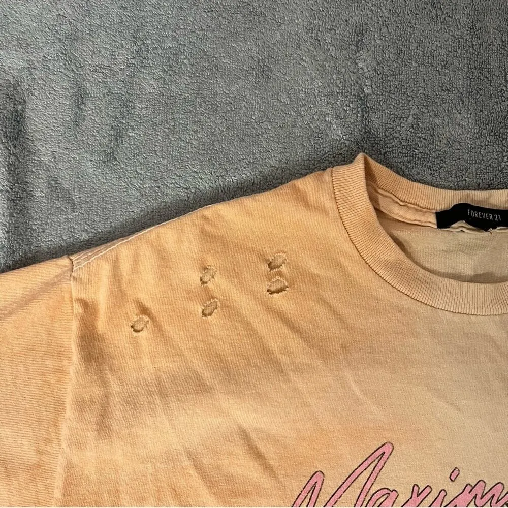 Forever 21 Cool Rider Graphic Tee Vintage Car Print Distressed Shirt Size Medium - Image 4