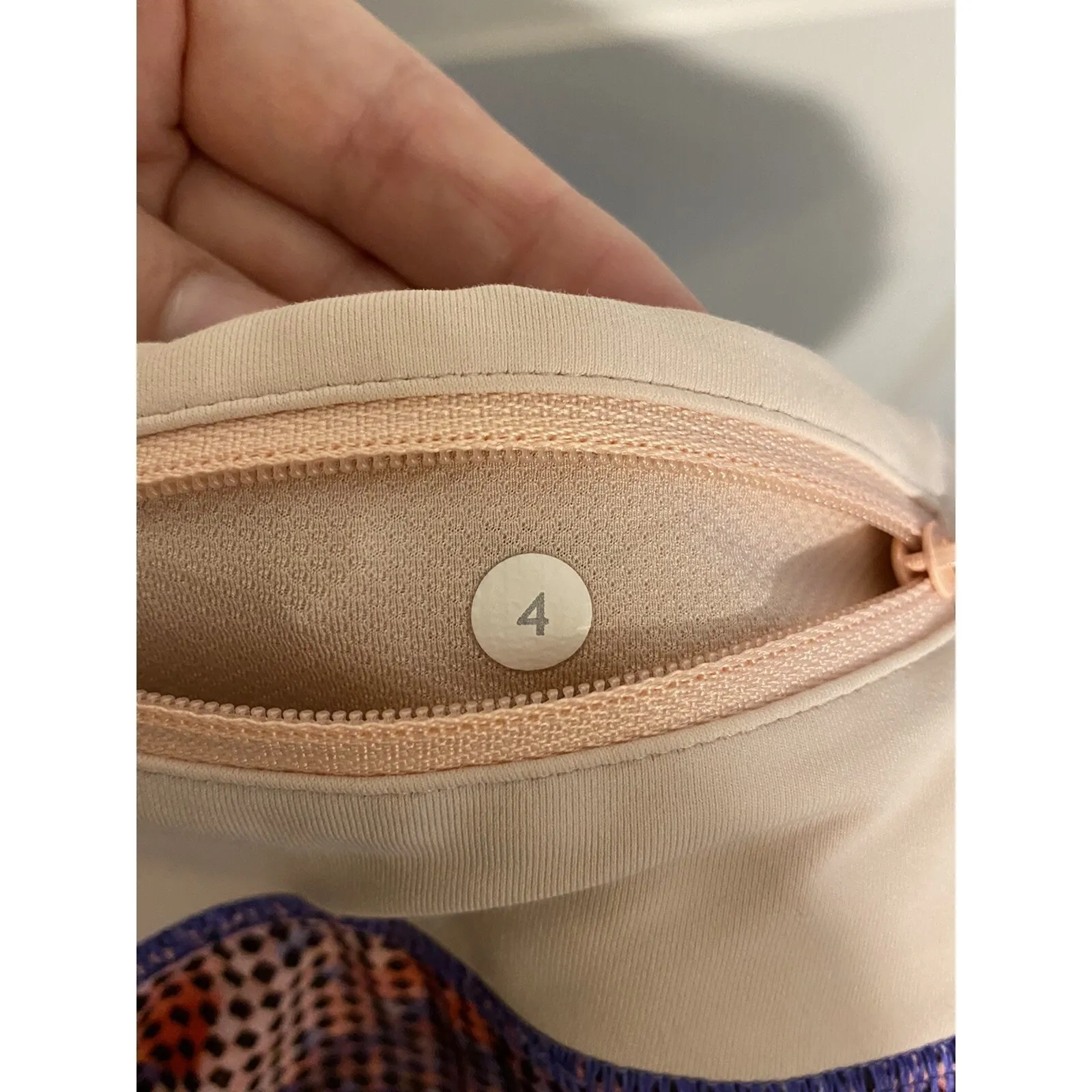 Lululemon Speed Up Shorts Women Size 4 Print Running Athletic‎ Zip Pocket - Image 4