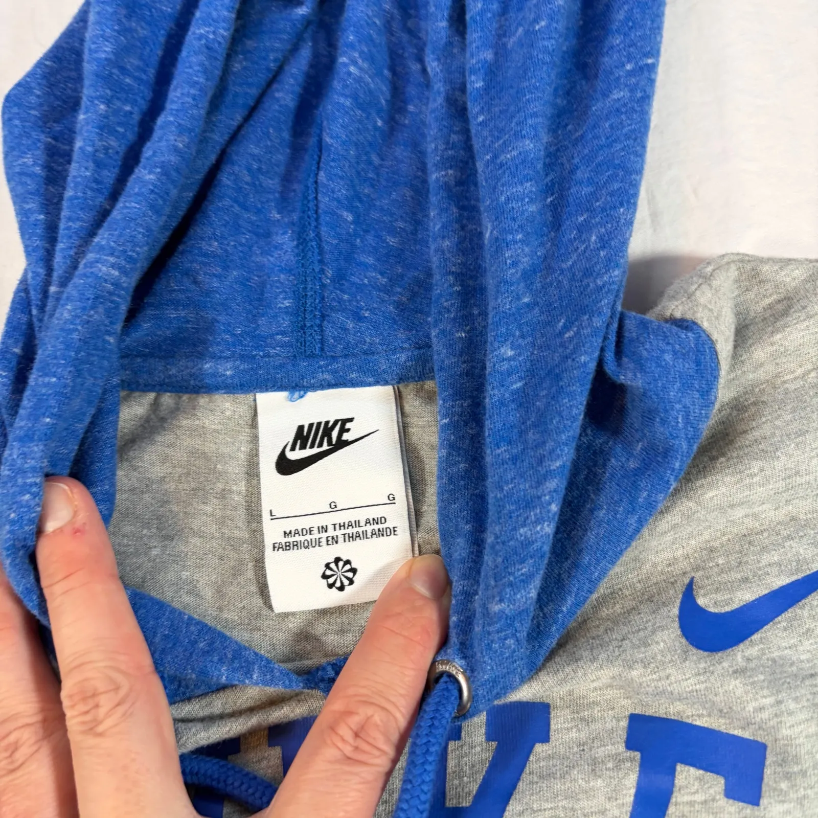 Nike Womens Duke blue devils long sleeve T shirt hoodie. Size L - Image 5