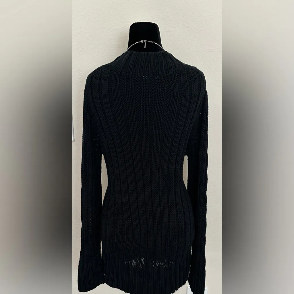 Banana Republic Deep Black Cable Knit V-Neck Sweater - Image 2