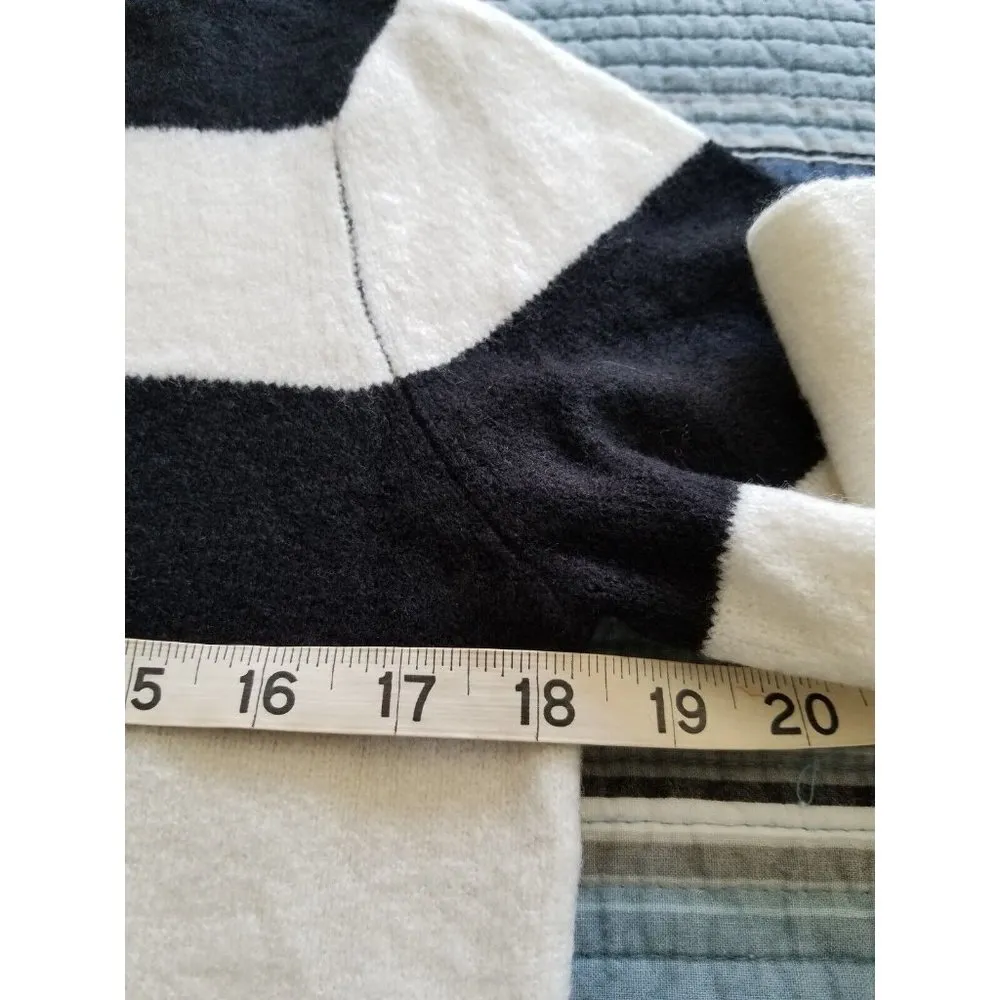 Halogen Women's Basic Crew Neck Long Sleeves Black Ivory Stripe Sweater Size M - Image 6