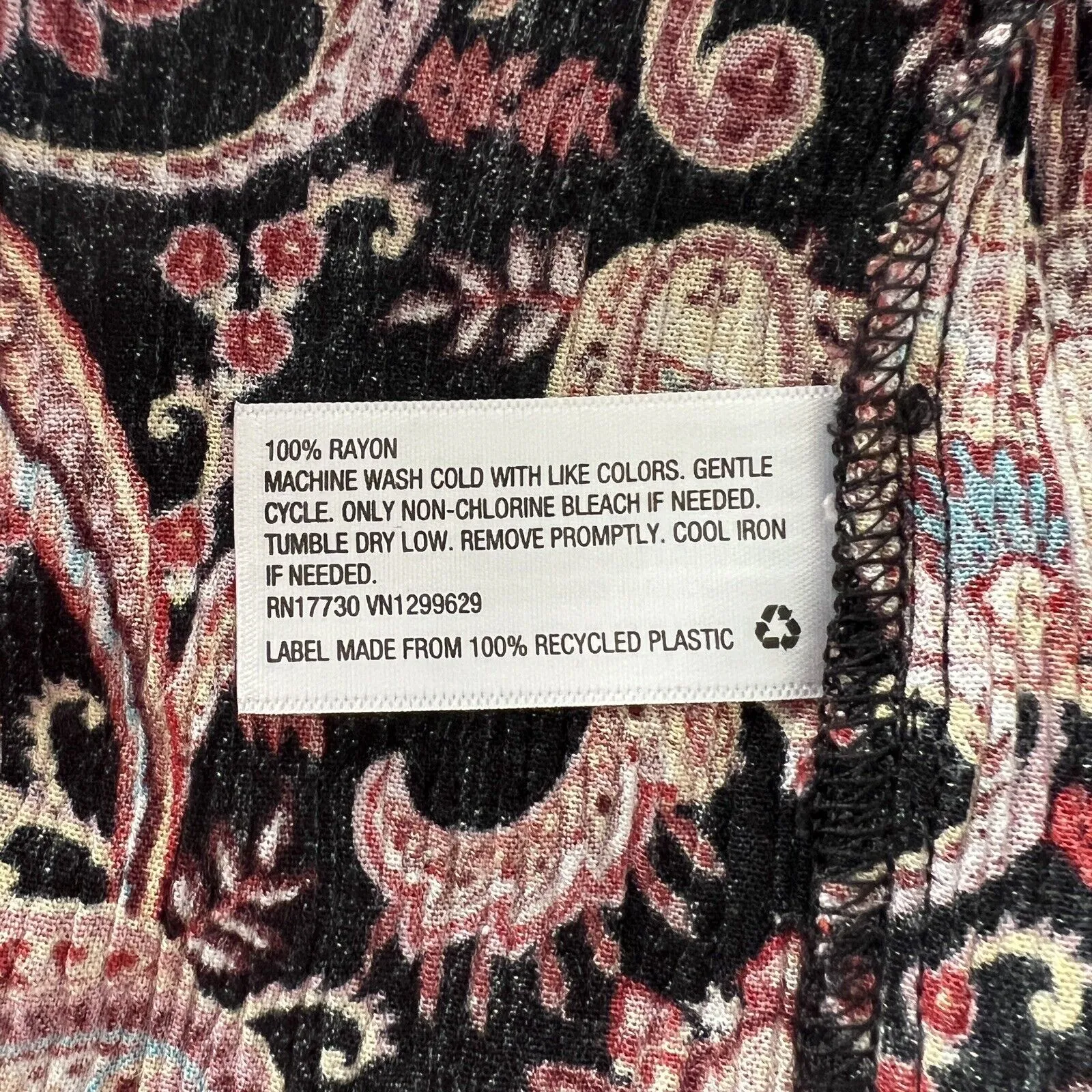 Knox Rose Shirt‎ Womens XS Black Pink Paisley Ruffles Feminine Bohemian Peasant - Image 6