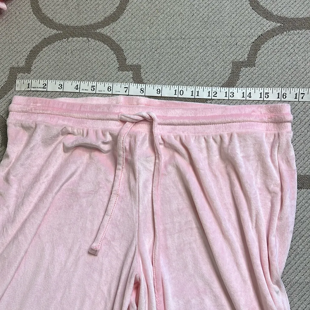 Juicy Couture pink velvet super soft tank/ pants Lounge Set, size XL - Image 3