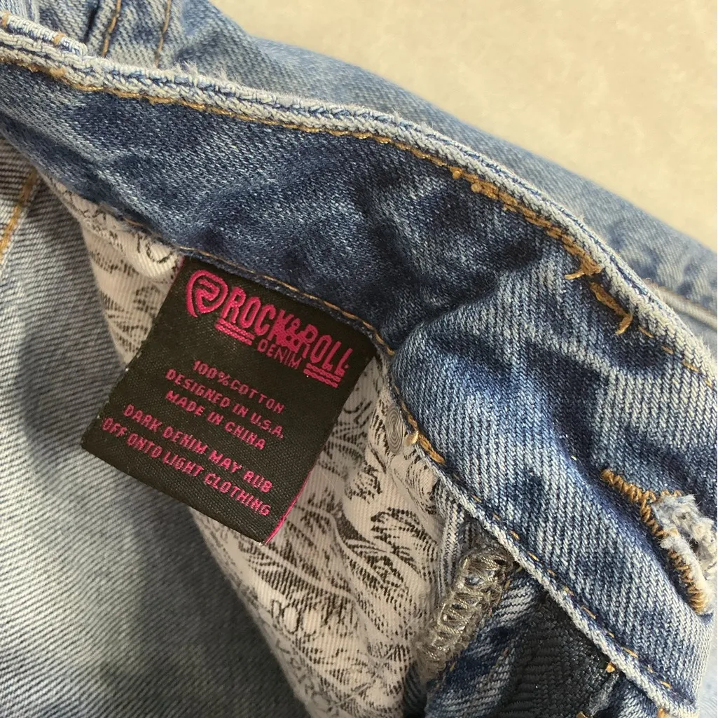 Rock & Roll Cowgirl Light Blue Straight Leg Jeans - Image 7