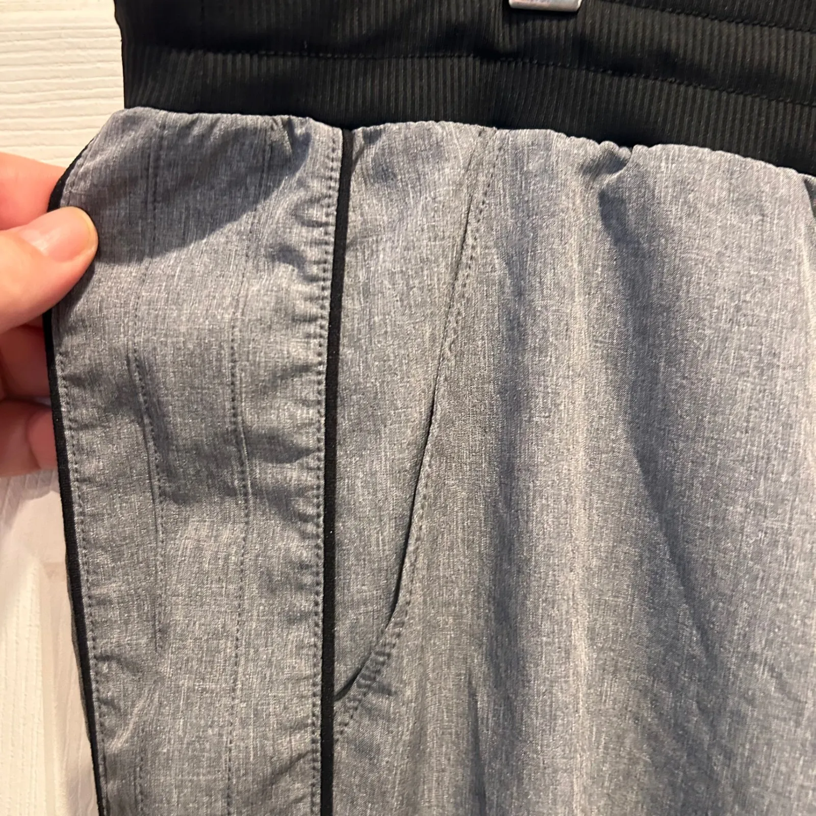 GAPFit Women's Gray‎ Track Pants Joggers Sweatpants Activewear Size L Gray Size L - Image 2