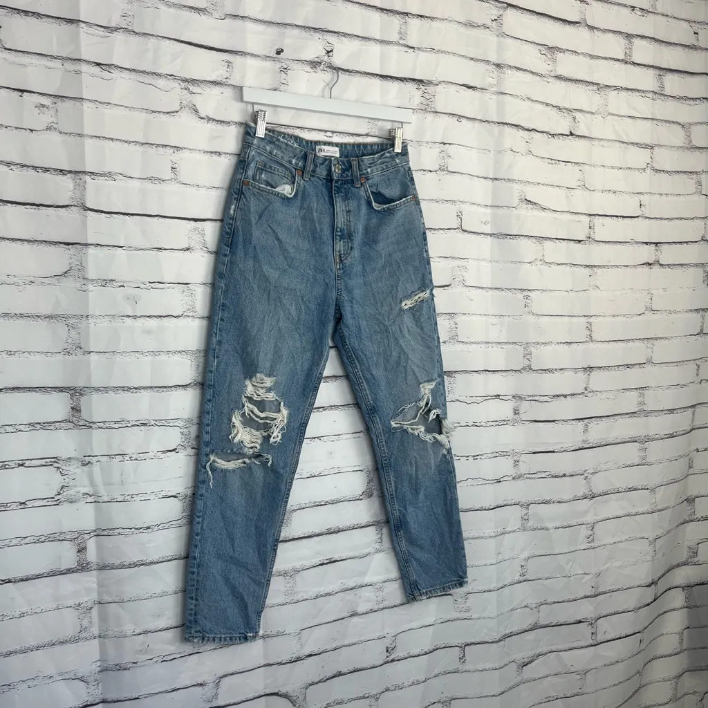 ZARA Mom Boyfriend Jeans High Rise Distressed Blue Women’s 26 Casual Denim Y2K - Image 2