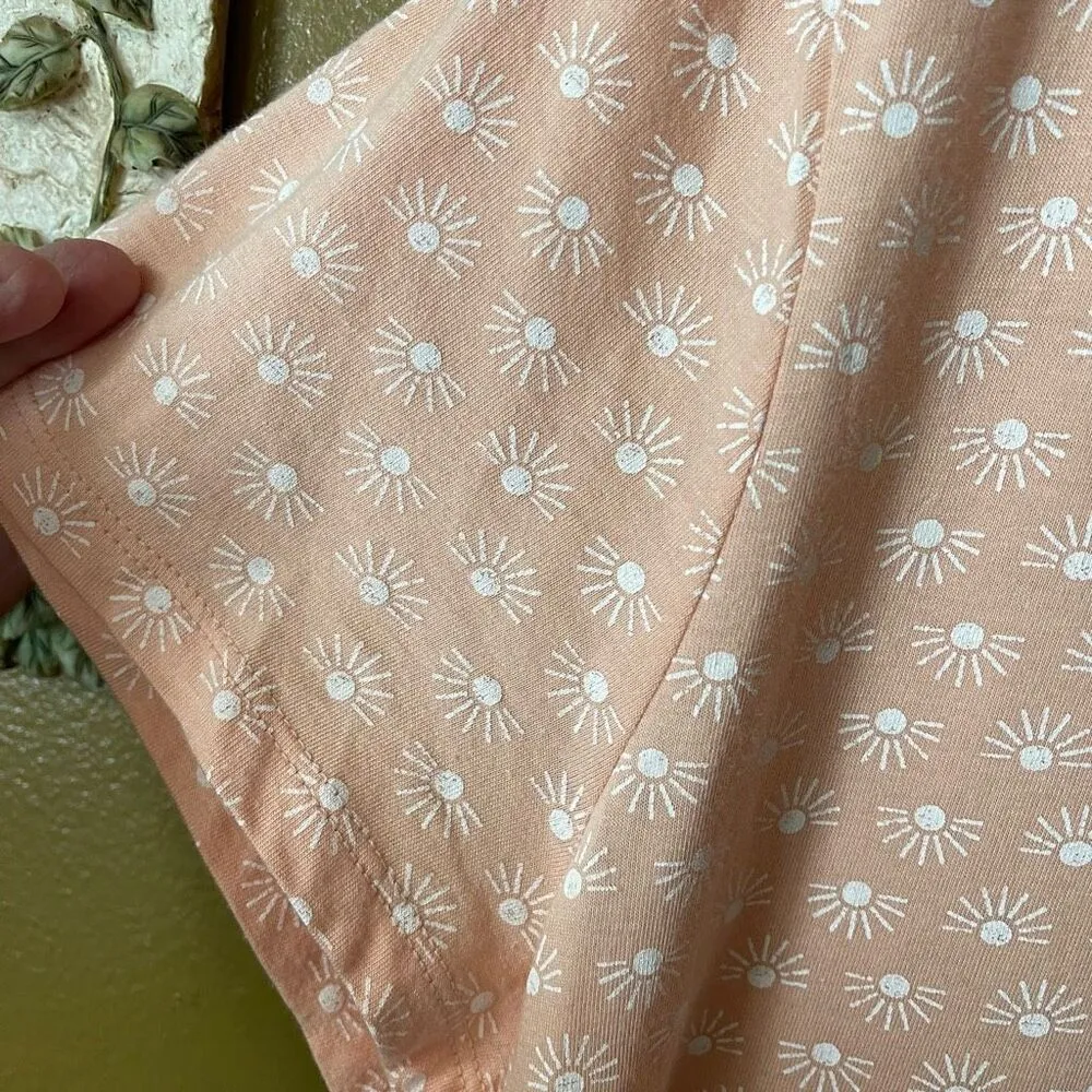 NWT Gap size XL Favorite Tee in peach sunrise pattern. - Image 3