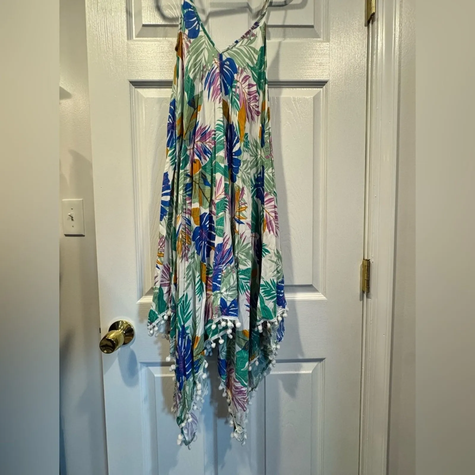 Goa Beachwear Dress / swim/beach cover up / tropical print / size large / NWOT - Image 5