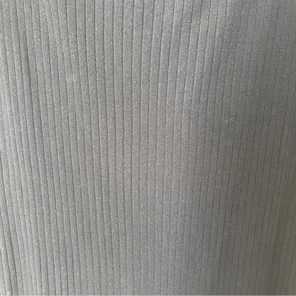 NWT Divided H&M Women’s Size Large Ribbed Black Dress Sleeveless High Side Slits - Image 2