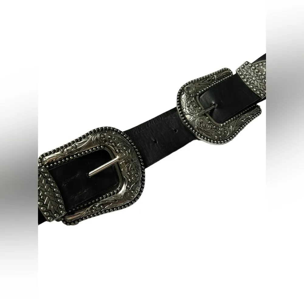 Black and silver double buckle belt - Image 2