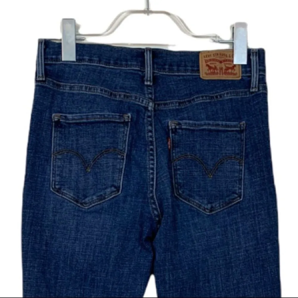 Levi’s Women's 311 Shaping Skinny Ankle Mid Rise Dark Wash Jeans Size 27 - Image 6