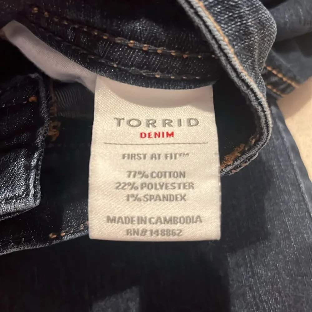 Torrid  women’s luxe slim boot jeans size 12. - Image 9