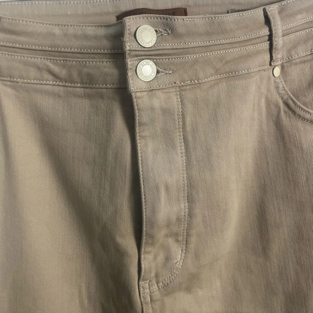 Judy Blue High Waist Tummy Control Flare Stretch Jeans in Khaki size 24W - Image 2