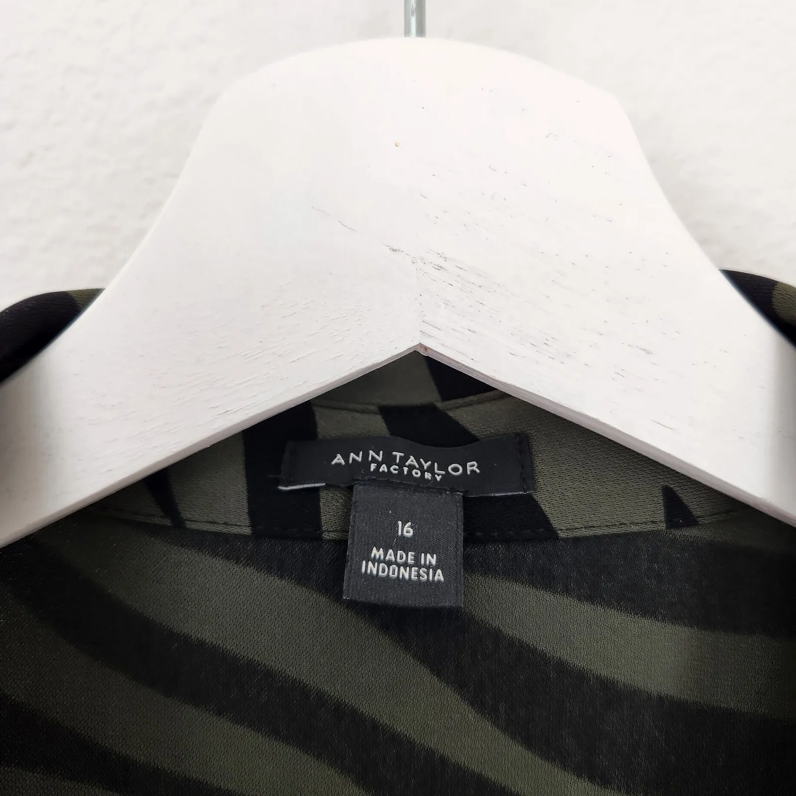 Ann Taylor Factory Green Black Zebra Print Button Front Belted Maxi Shirt Dress - Image 5