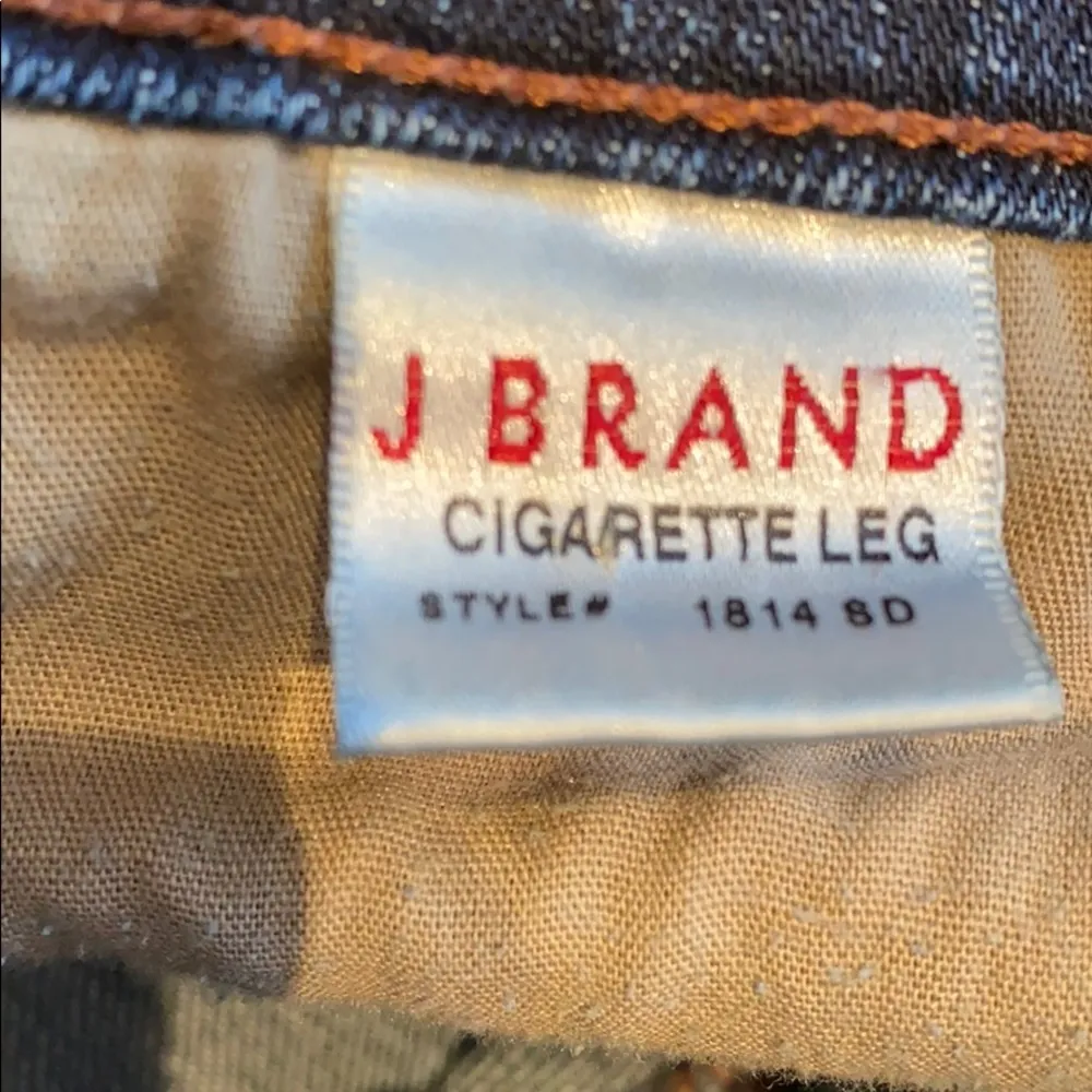 J Brand cigarette leg dark wash jeans Sz 24 - Image 5