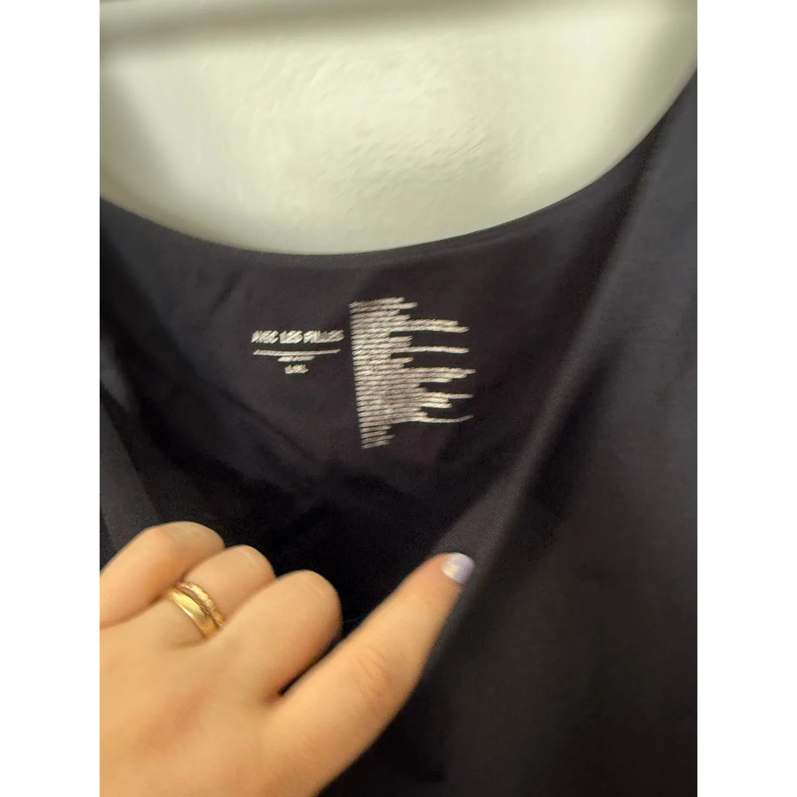 Avec Les Filles Black Seamless Supportive Cropped Stretch Knit Tank Top Size XL - Image 3