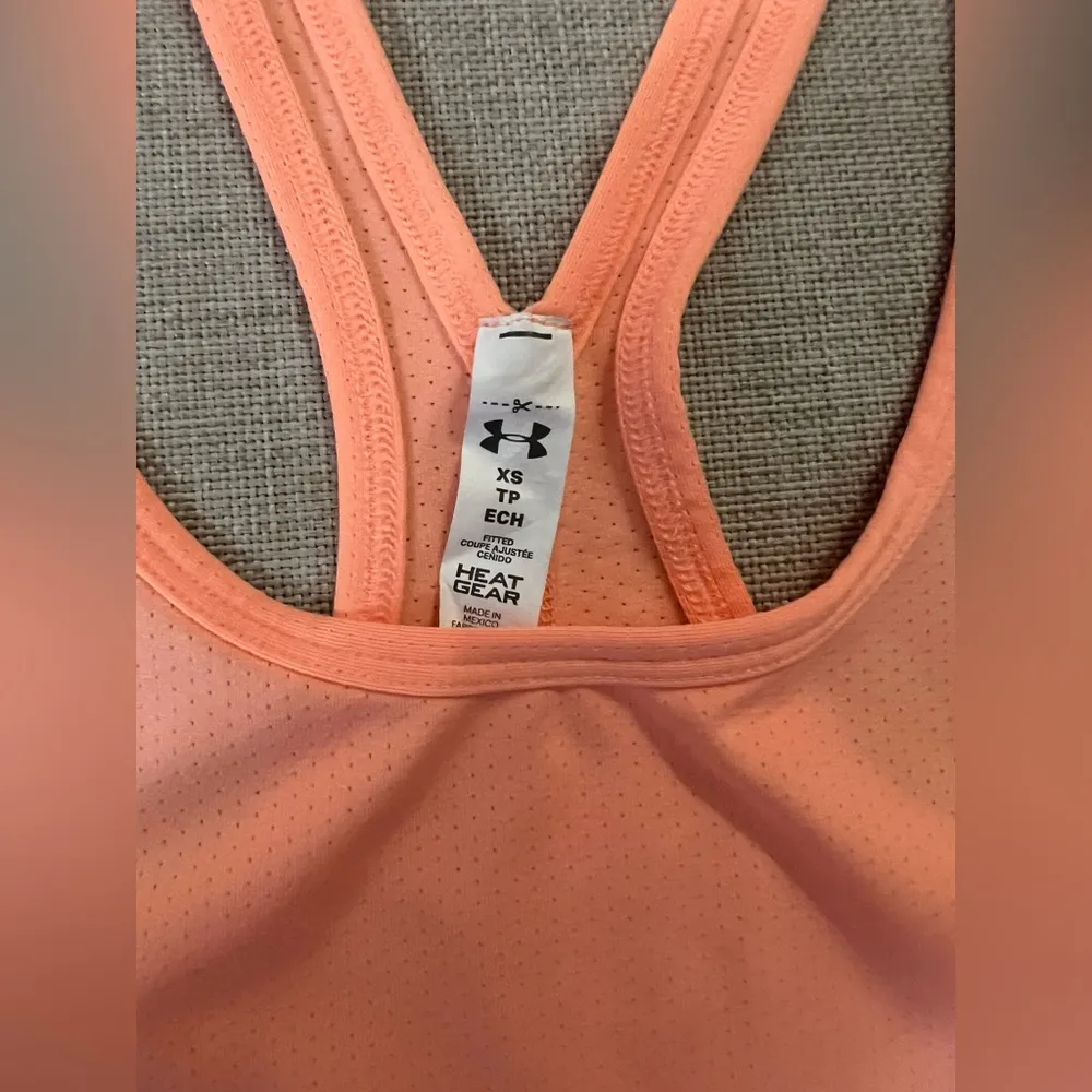 Under Armour Heat Gear Tanks. Set of two tops. Both XS. - Image 4