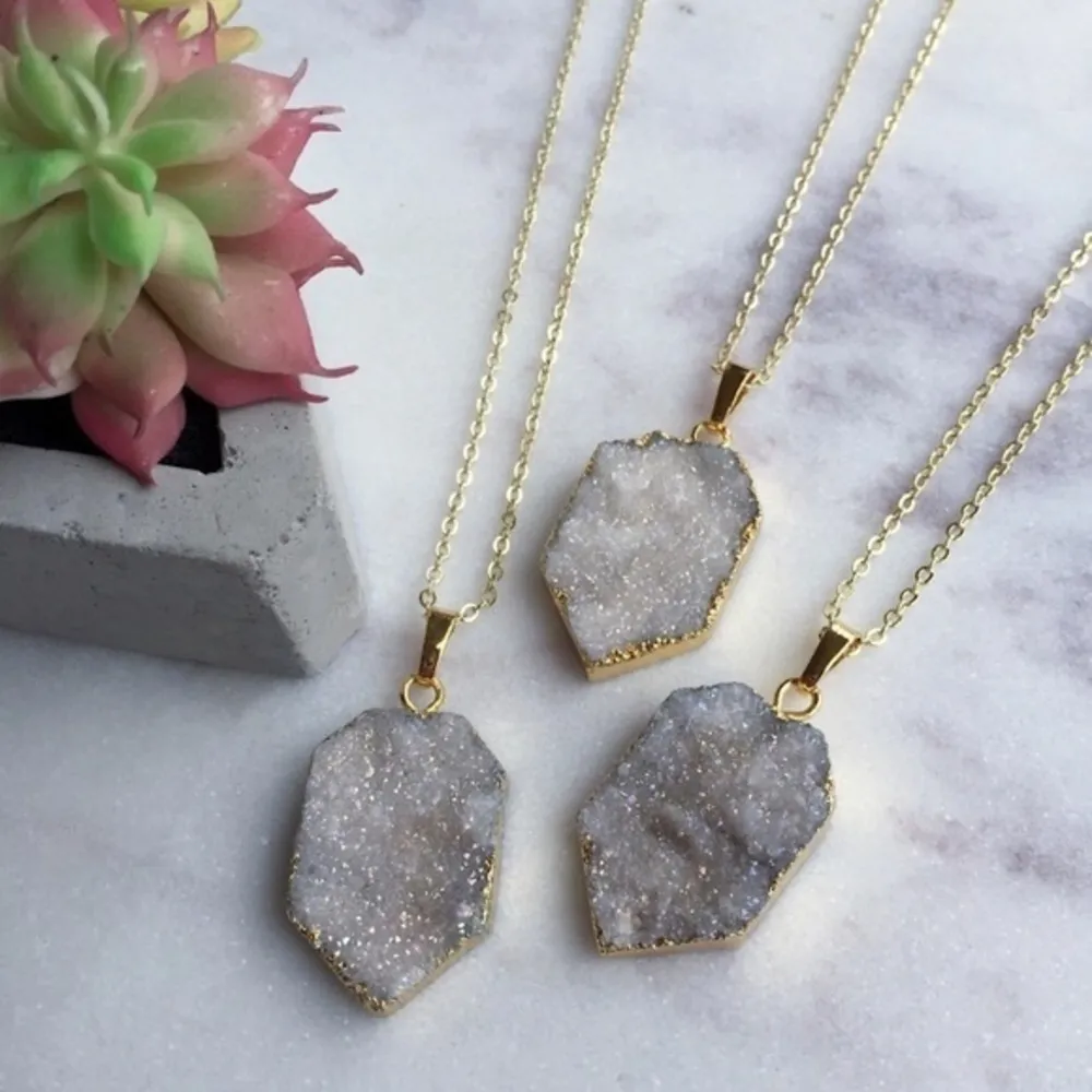 NWT Druzy Heptagon Necklace 30” Chain - Image 32