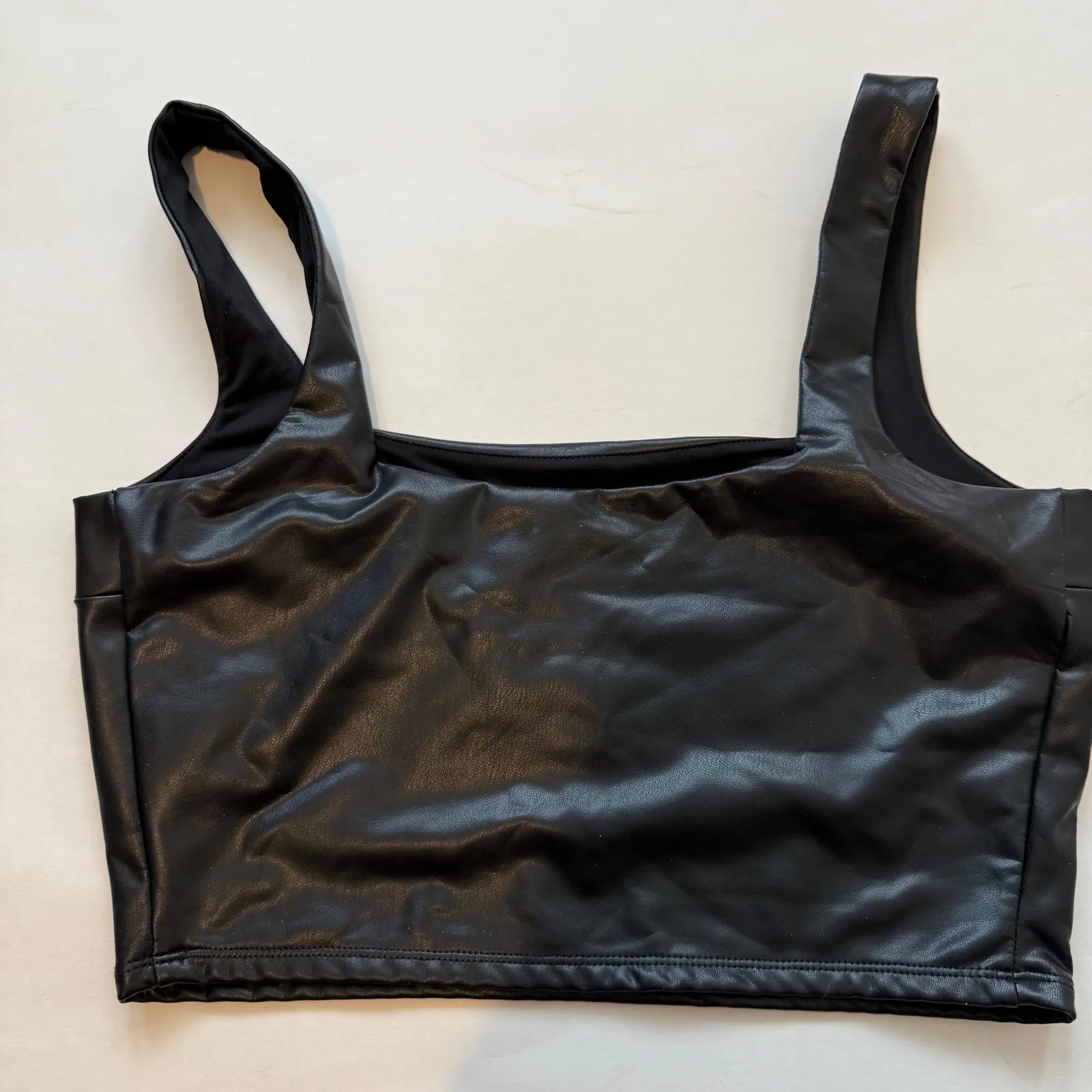 EXPRESS Black Faux Leather Square Neck Crop Top Tank Body Contour Size M Party - Image 3