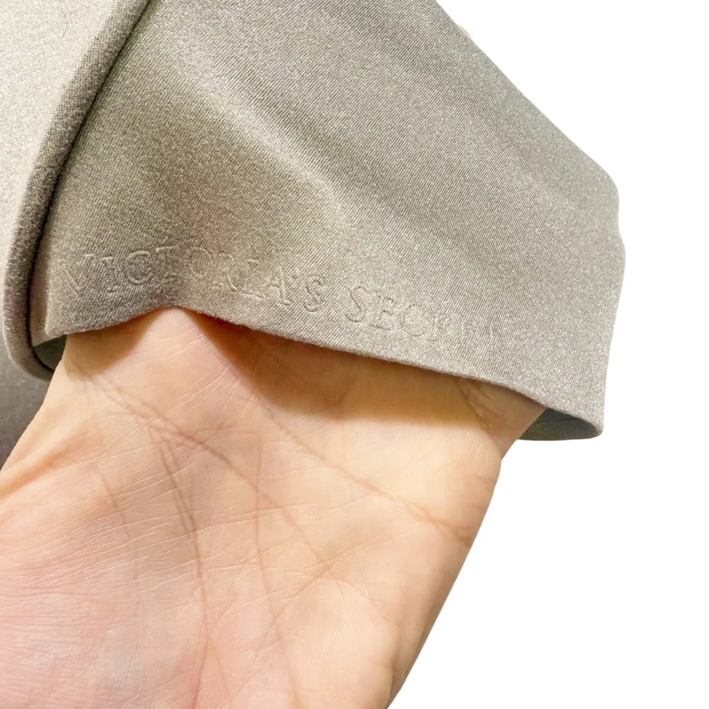 Victoria’s Secret Push Up Front Closure Bra size 34B - Image 4