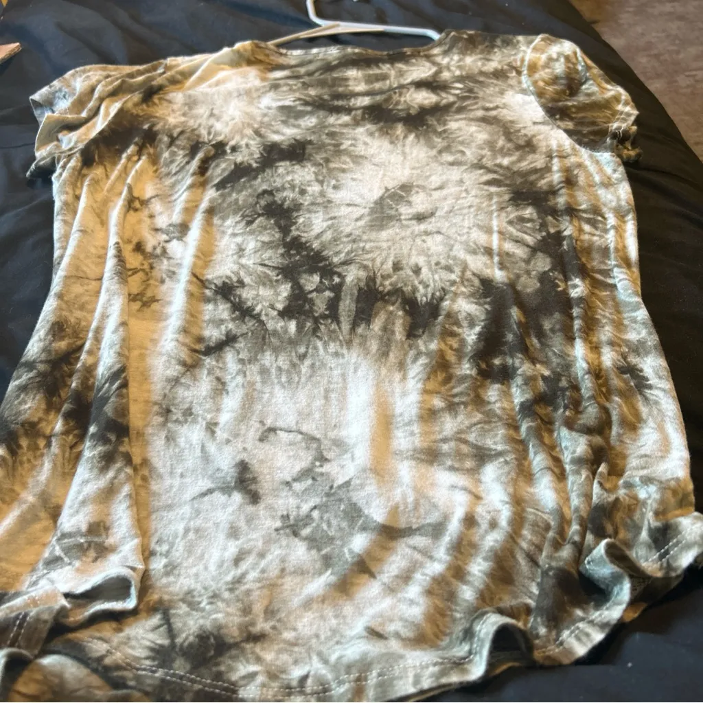 Justify green tyedye shirt - Image 3