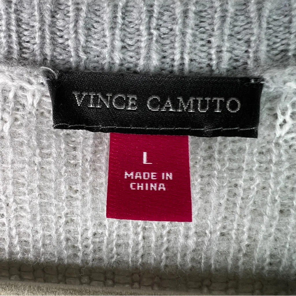 Vince Camuto Large Gray & White Diamond Pattern Sweater w/Long Sleeve & Crewneck - Image 7