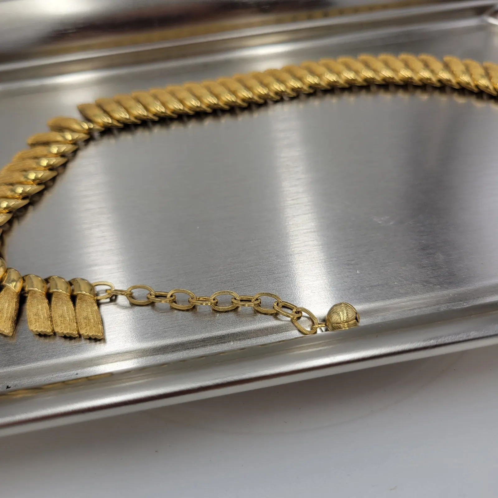 Vtg Cleopatra Choker Necklace 17" Gold Tone Egyptian Chunky Tassel Link Collar - Image 6