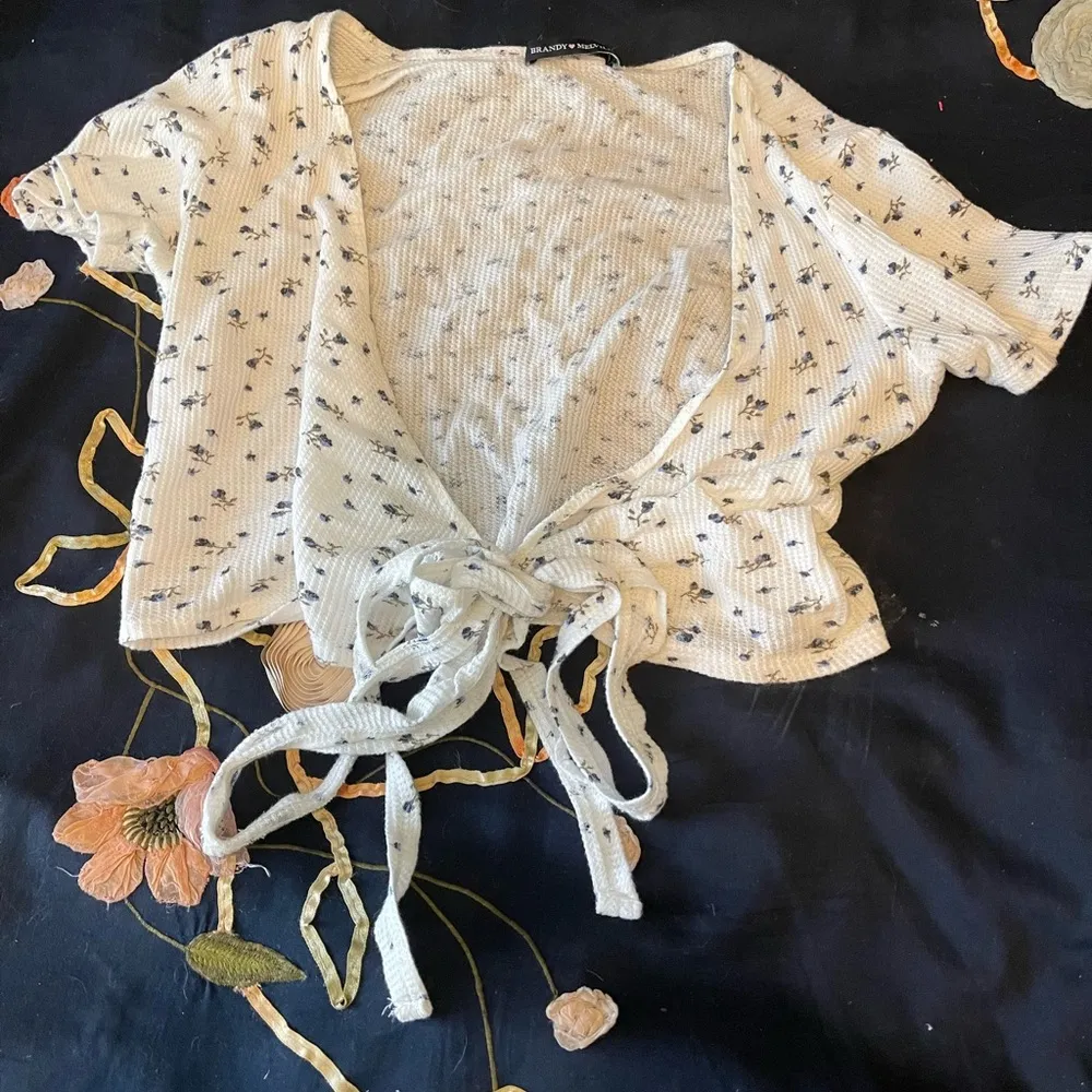 Floral wrap top - Image 2