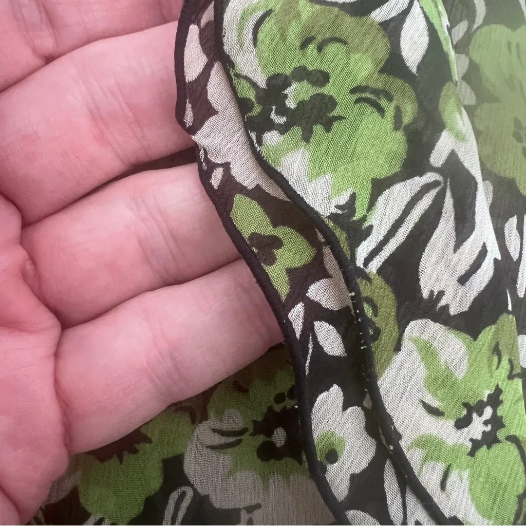 Worthington Tie Waist Blouse Top Size 14 Ruffled Neckline Green Black O7 - Image 5