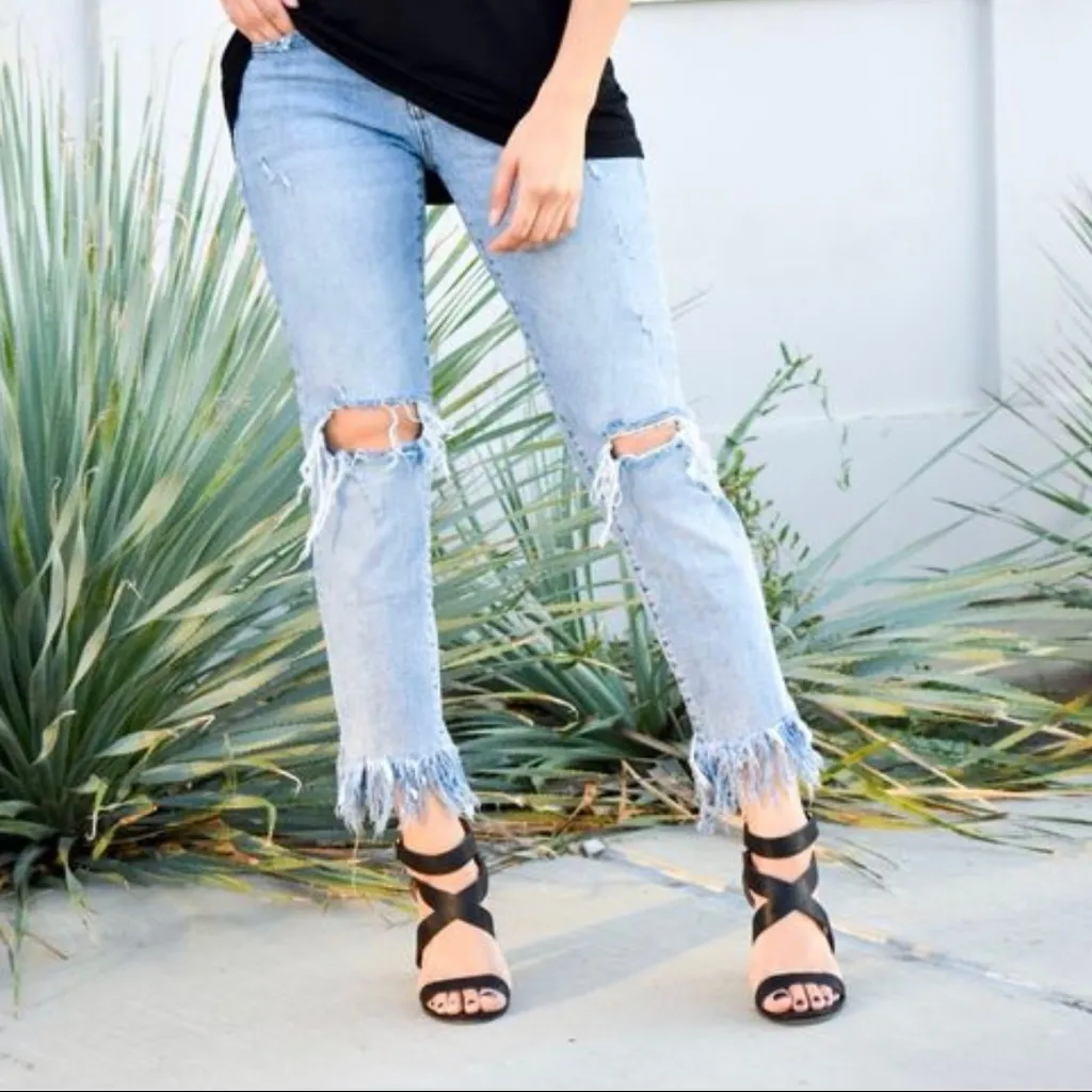 Bandalino Black Strappy Heels with silver side buckle sexy yet comfortable - Image 15