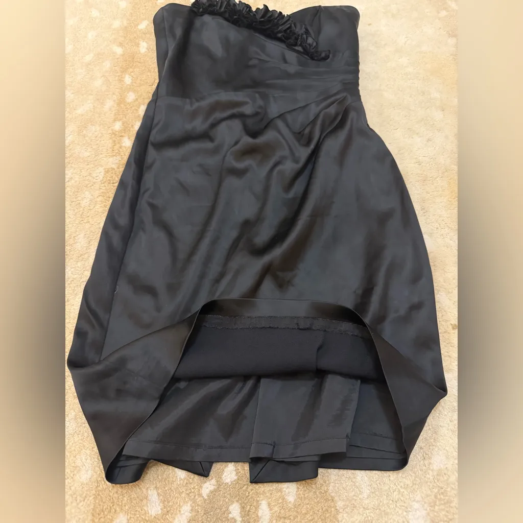 White House Black Market Strapless Black Ruffle Cocktail Dress Women’s size 4 - Image 6