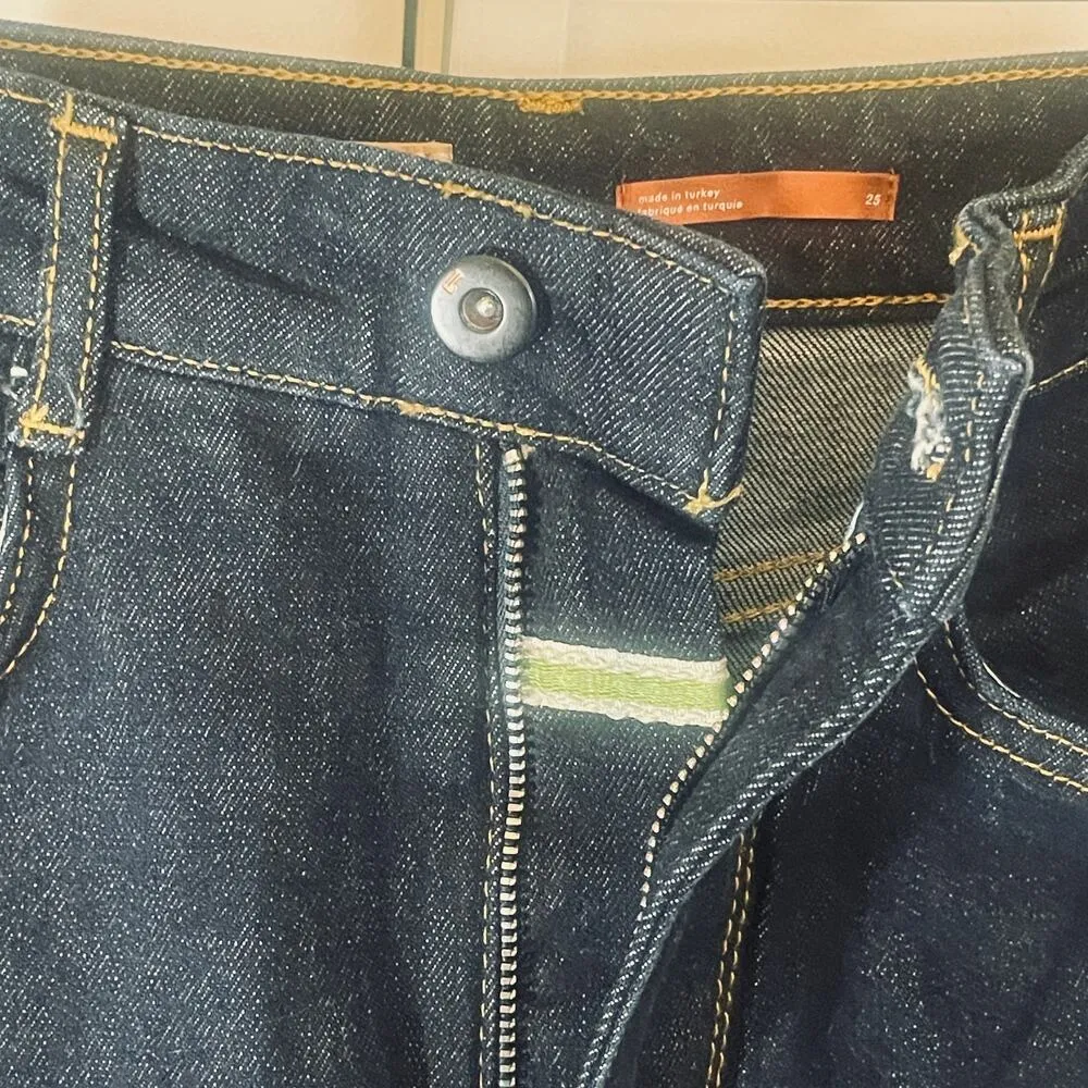 NWT Pilcro Split Hem Straight Leg Jeans - Women Size 25 - Blue - Image 4