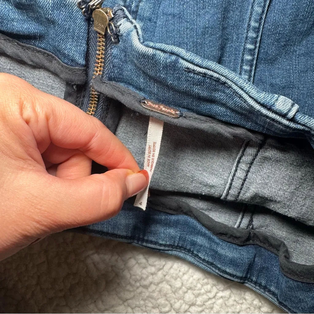 Free People Mini Skirt Women's 4 Blue Denim Stretch Y2K Straight Pencil Back Zip - Image 3
