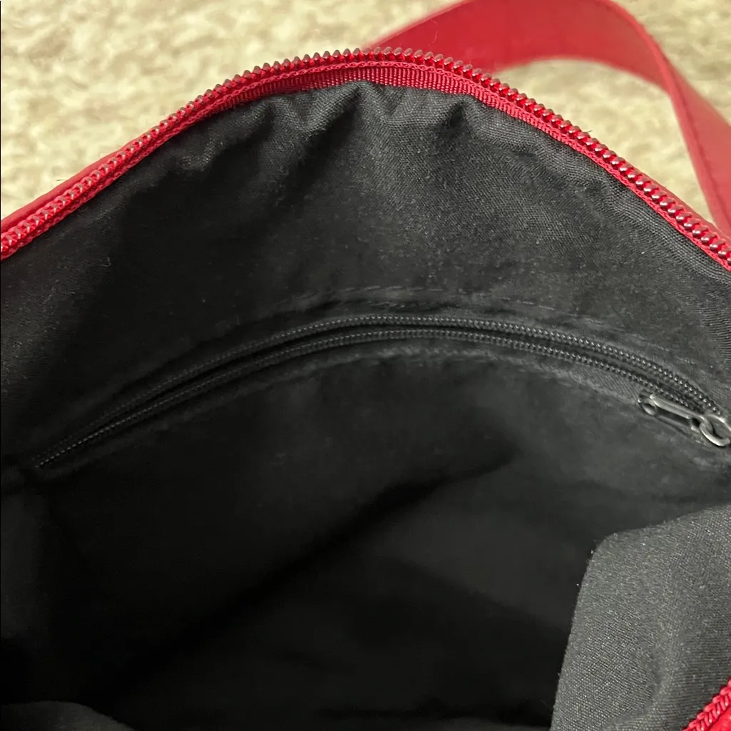 Pebbled Cherry Red Leather Crossbody Bag with Pockets & Adjustable Strap - Image 12