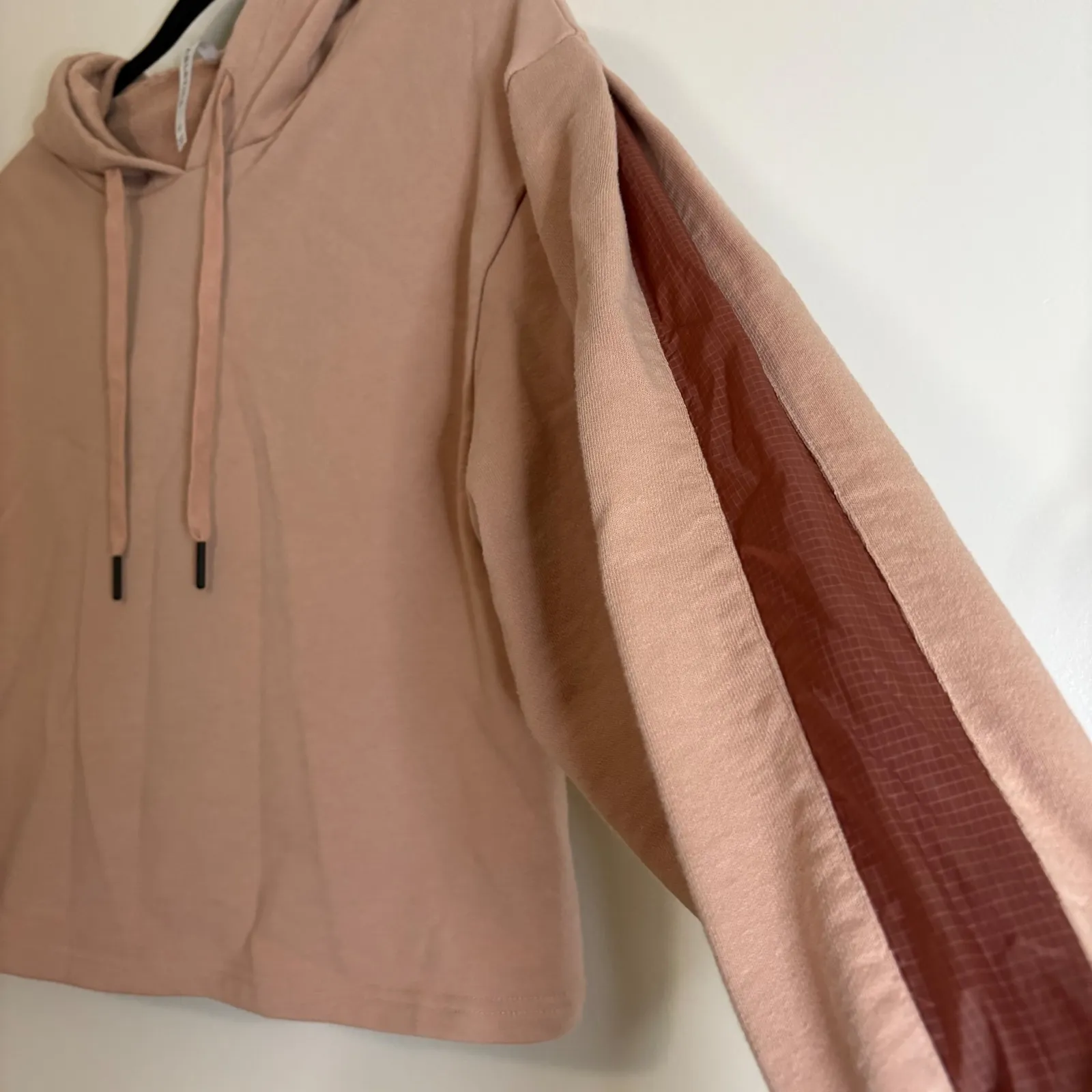 Fabletics Cropped Hoodie Pullover Athleisure Activewear Lounge‎ Top XS - Image 2