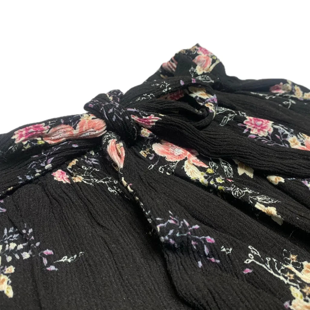 Black Floral Wide-Leg Pants with Side Slits and Waist Tie - Image 7