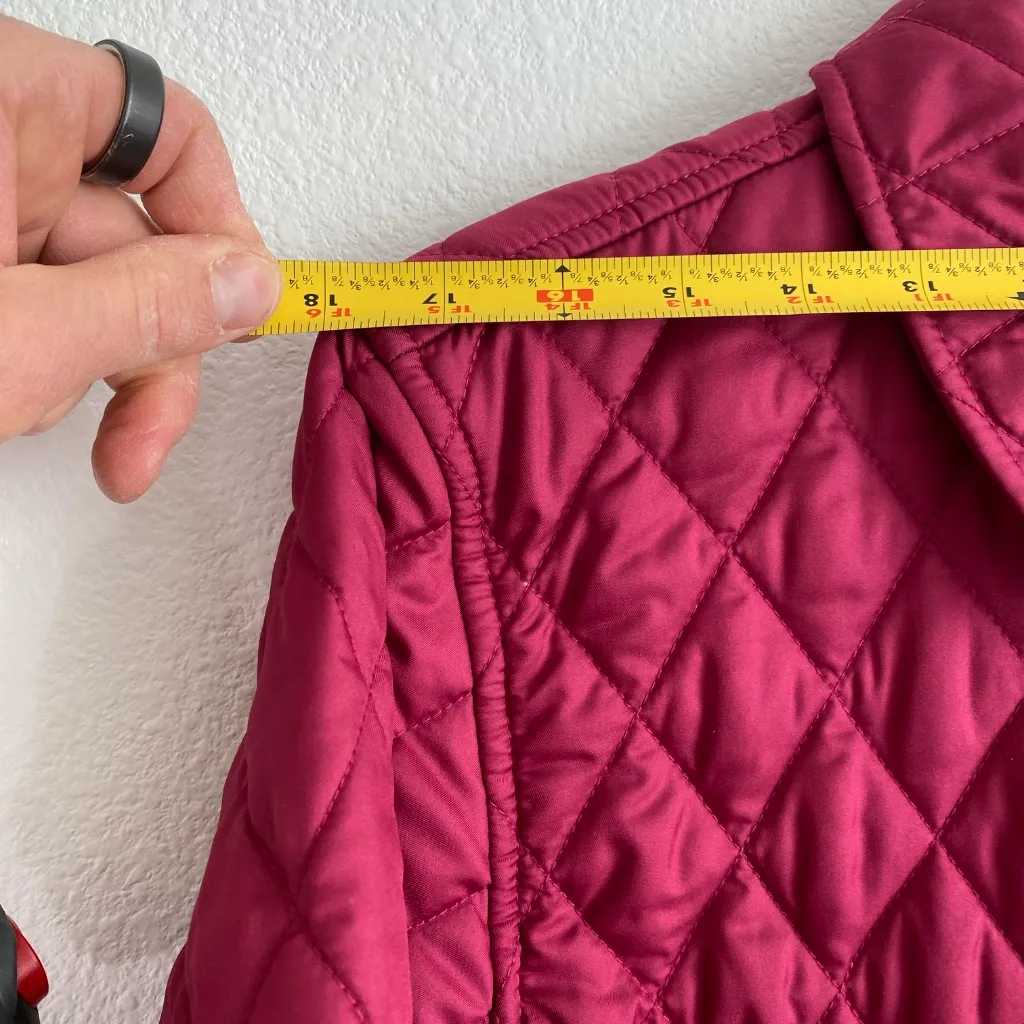 L.L. Bean Women's Quilter Puffer Coat - Image 10