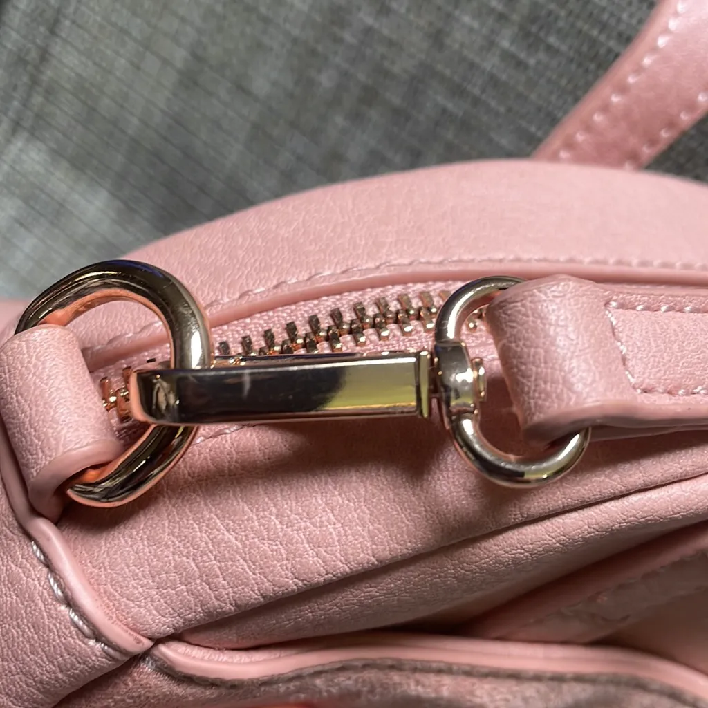 Lauren Conrad pink round cross body purse faux suede - Image 4