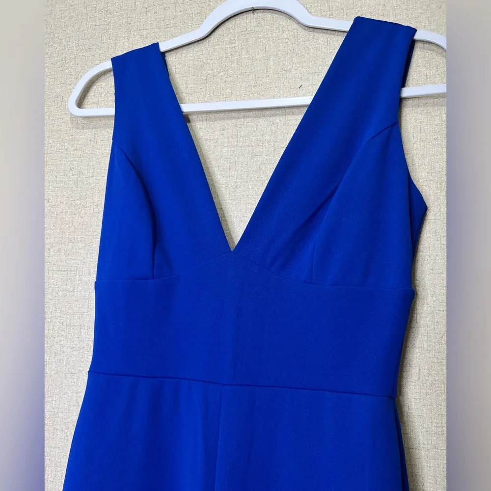 Lulu's Blue V-Neck Sleeveless Jumpsuit Size S - Image 4