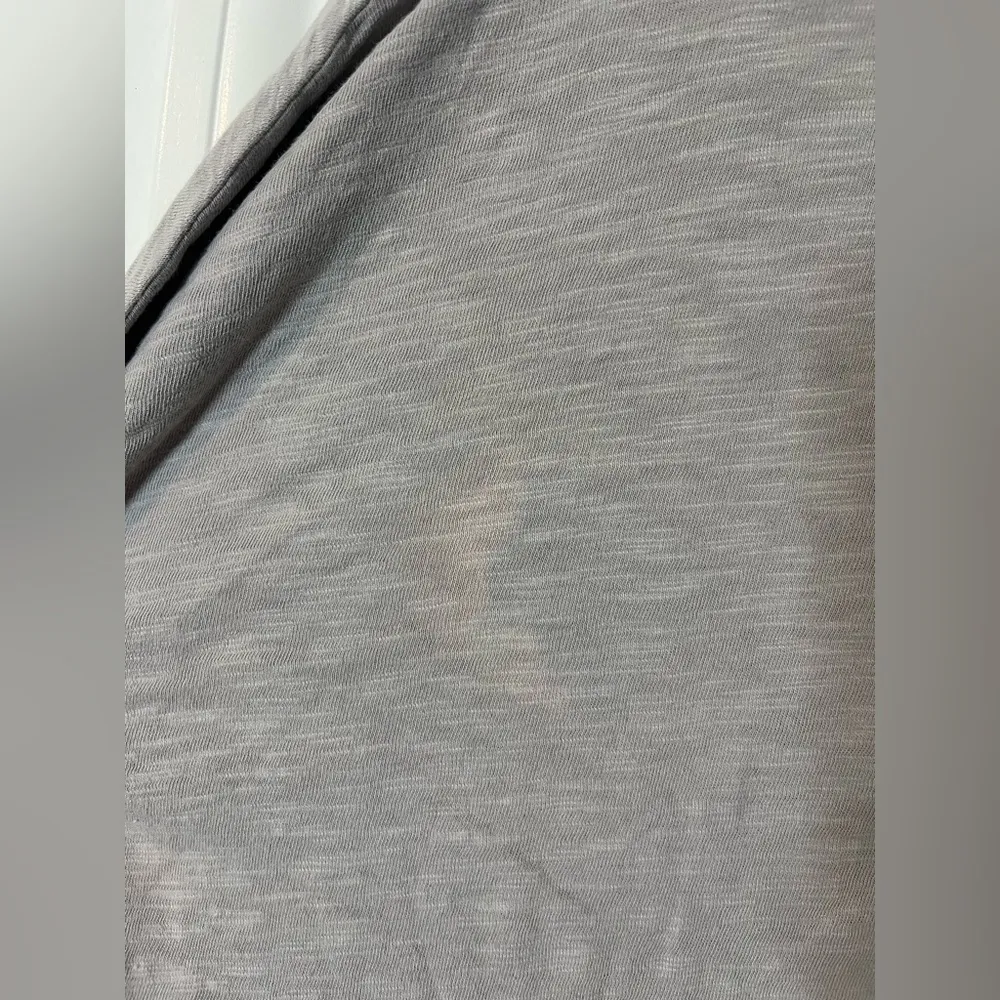 Bobi Los Angeles From Revolve Ladies Size Medium Gray 3/4 Sleeve Scoop Neck Hem - Image 11