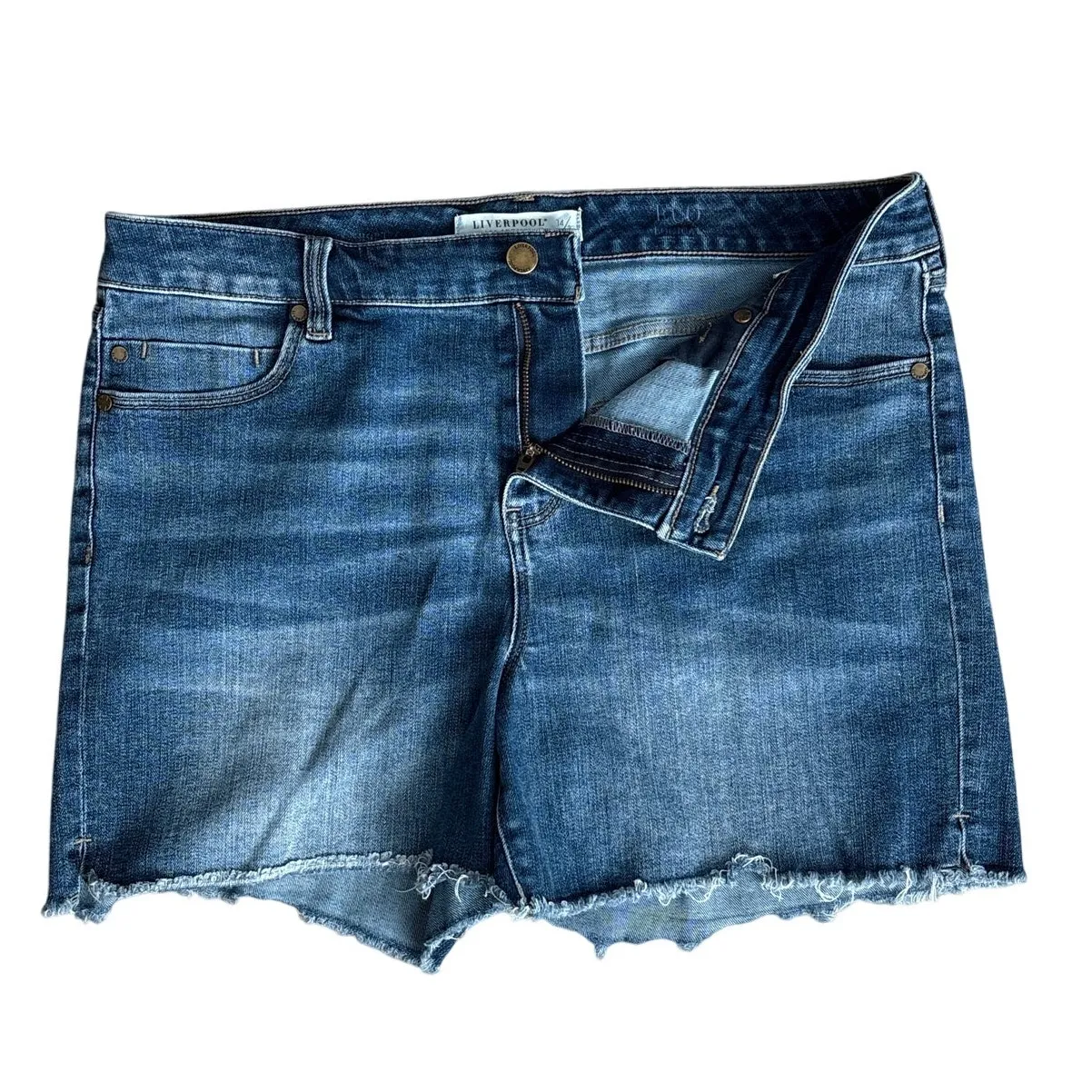 Liverpool Plus Vickie‎ Fray 5" Mineral Wash Harpswell Long Length Shorts Size 14 Blue - Image 6