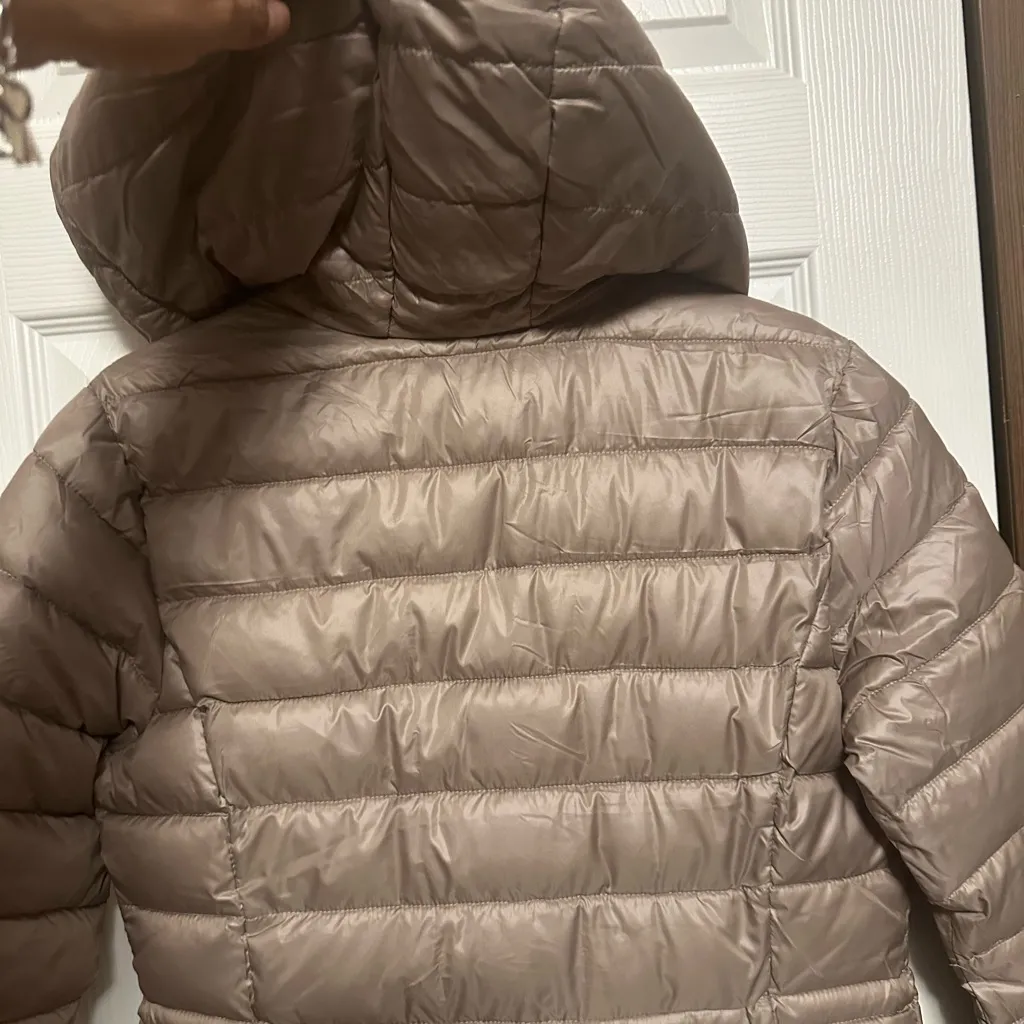 Kenneth Cole Women's Taupe Puffer Jacket - Image 8